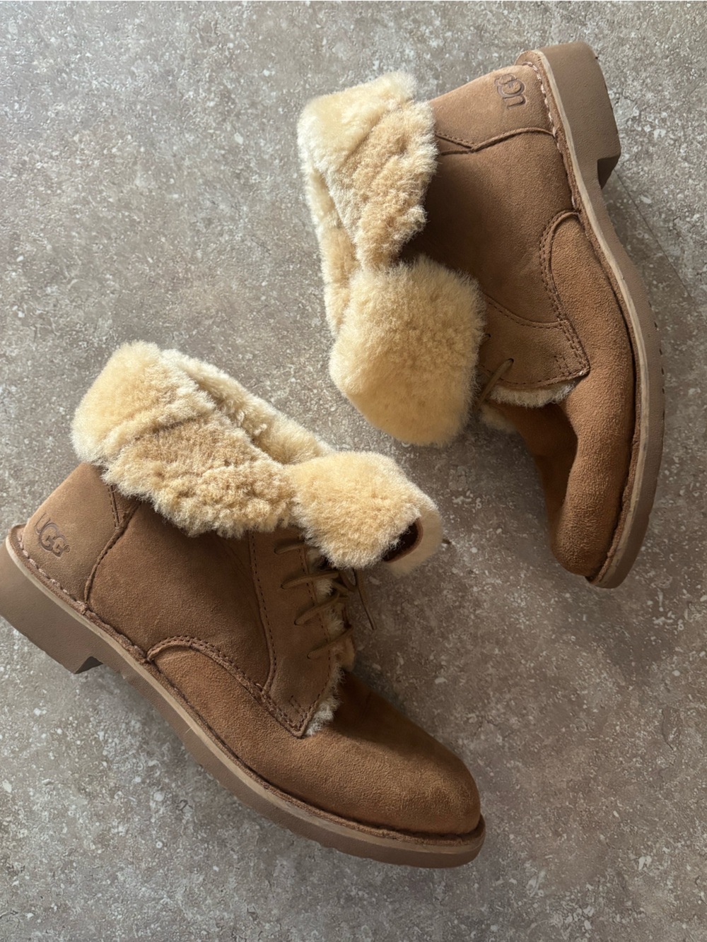 UGG Quincy Brown Shearling Lace Up Winter Boots Women’s 8.5 - Picture 2 of 9
